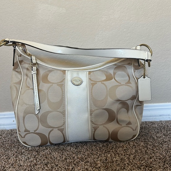 Gentle used champagne coach shoulder bag. - Picture 1 of 5